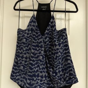 🌺 Trouvé blue zebra-like sleeveless blouse